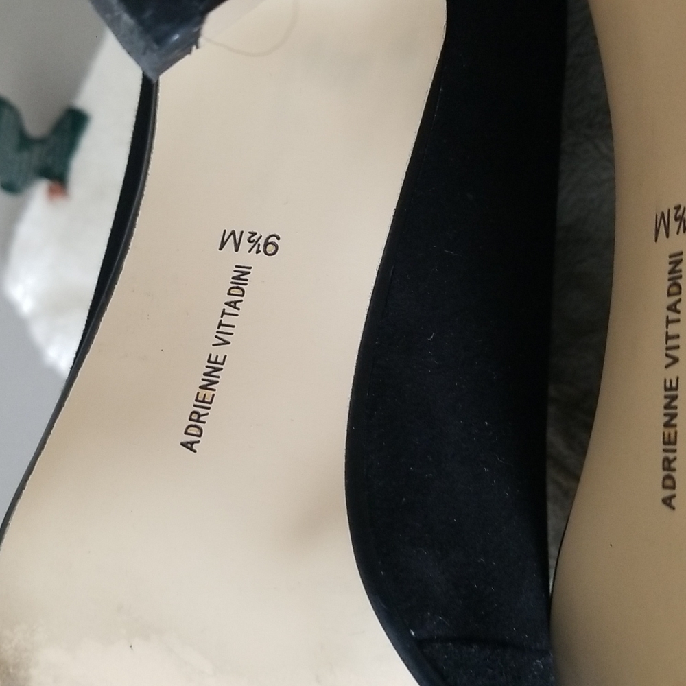 Adrienne Vittadini blk ankle boots. (Clearance) - Picture 6 of 6